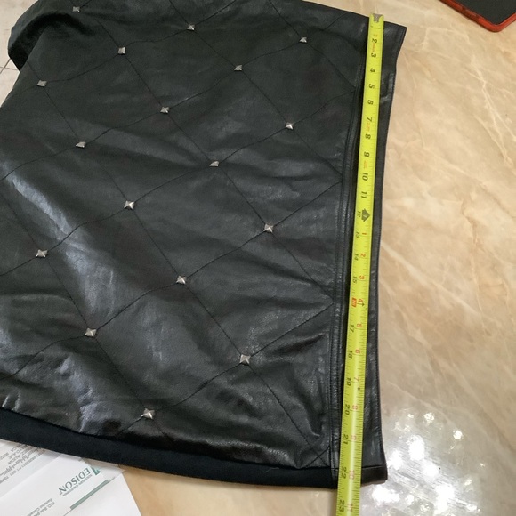 Lane BRYANT - Picture 5 of 7